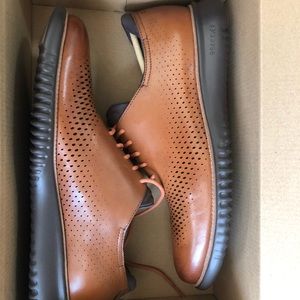 Cole Haan 2 Zerogrand LSR Wing size 10